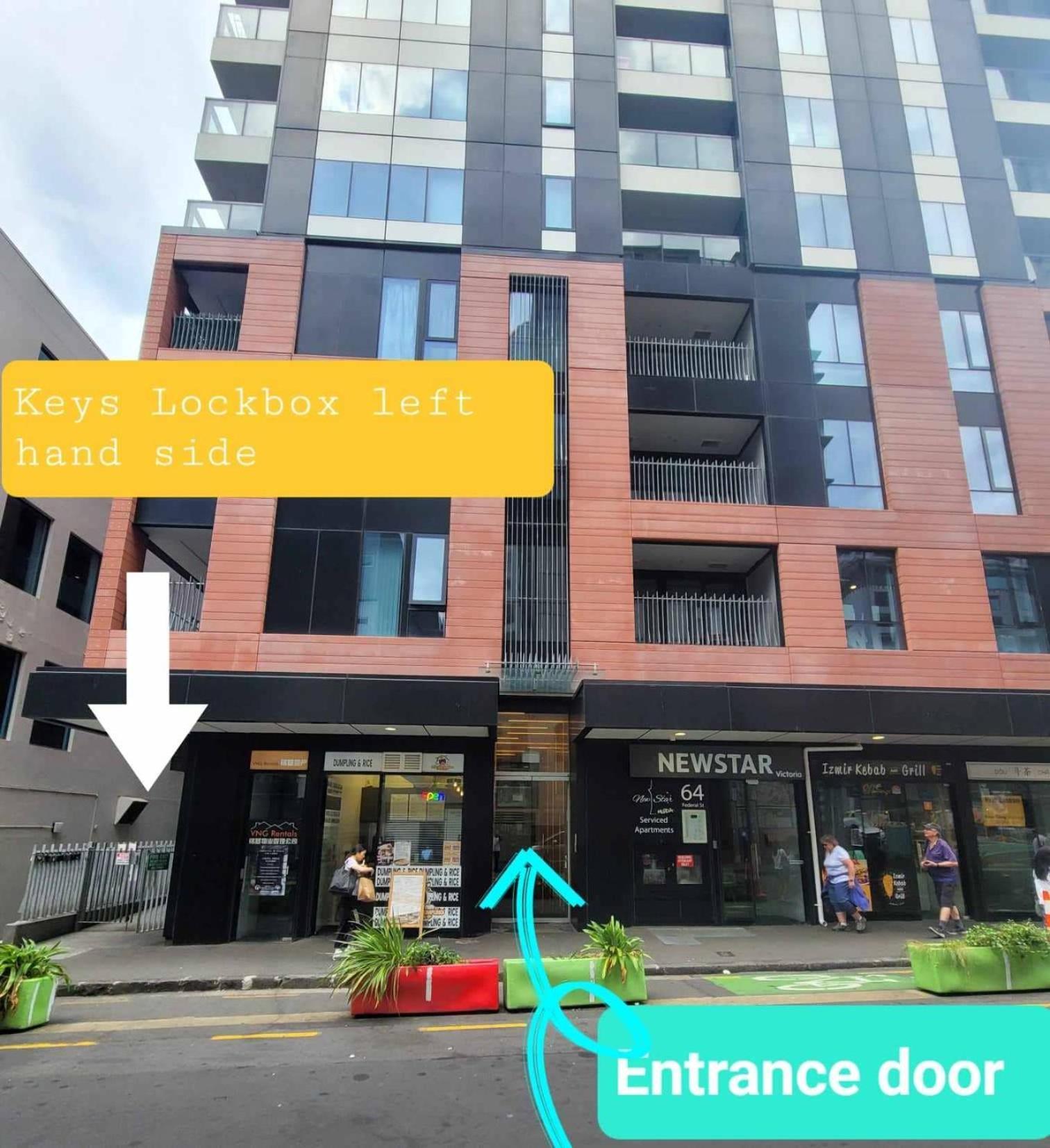 Sky Tower Just Next Door Apartment Auckland Bagian luar foto
